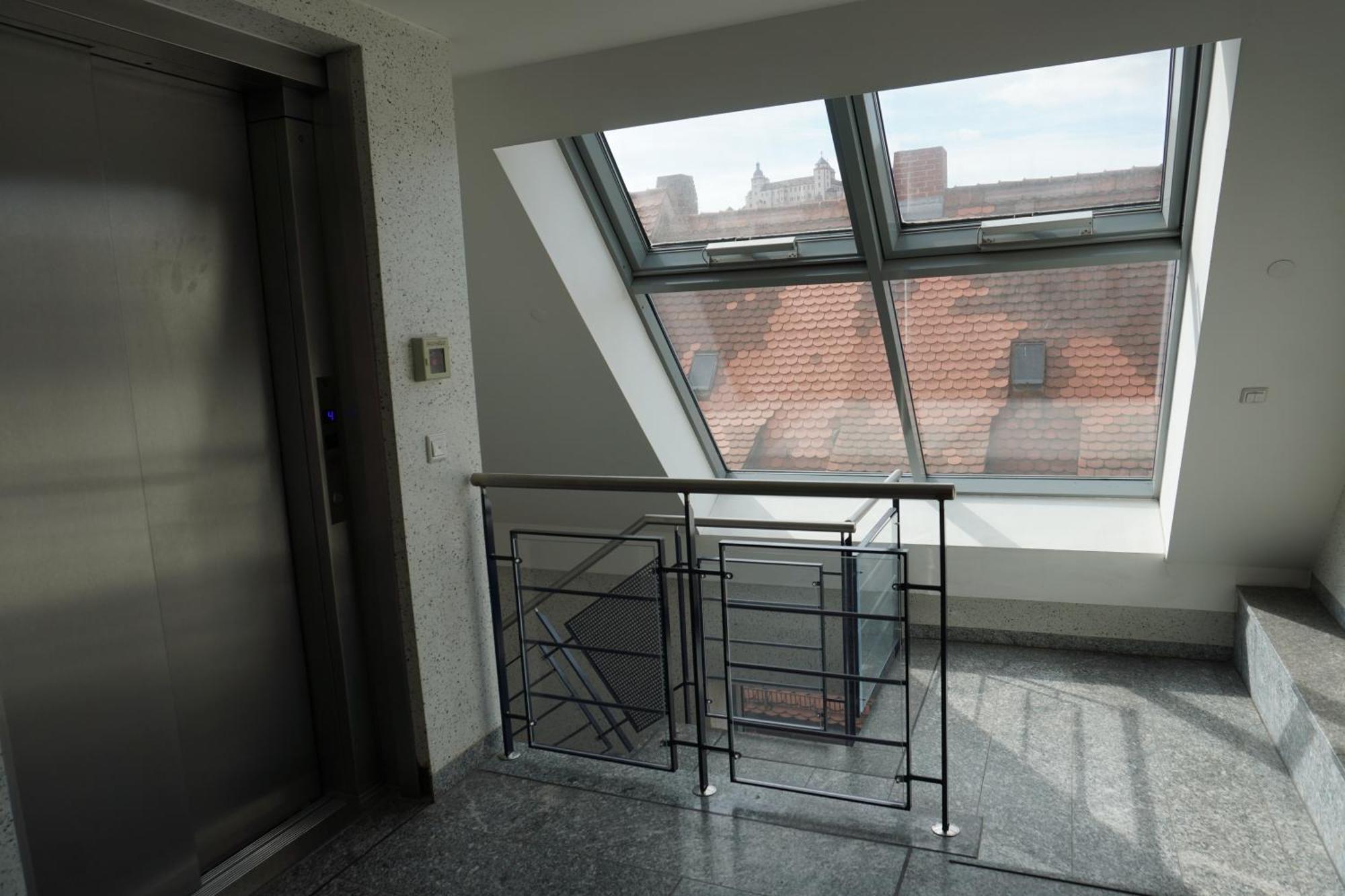 City Apartement Im Herzen Der Stadt Würzburg Eksteriør bilde